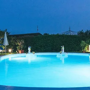 Da Mary , Pampuro Italia